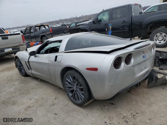 2005 Chevrolet Corvette with VIN 1G1YY24U255114489, listed as a Copart auction lot 44059555 with 96,797 mi miles and Salvage Title. Bid and sale history available at carsss.com. Image 2.