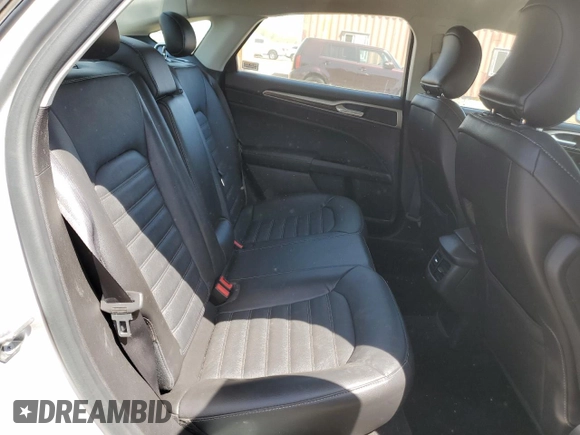2015 Ford Fusion SE z VIN 3FA6P0HD0FR212294, wystawiony jako Copart lot #55563145 z przebiegiem 49 750 mil mil oraz Szkoda całkowita • Salvage title. Historia ofert i sprzedaży dostępna na DreamBid. Obrazek 10.