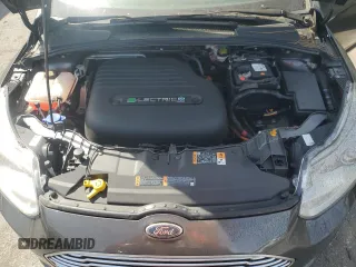 2016 Ford Focus Electric z VIN 1FADP3R49GL230588, wystawiony jako Copart lot #48019985 z przebiegiem 54 197 mil mil oraz Szkody całkowita. Historia ofert i sprzedaży dostępna na DreamBid. Obrazek 11.