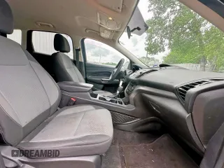 2017 Ford Escape SE with VIN 1FMCU0GD5HUD23115, listed as a Copart auction lot 55538605 with 140,633 mi miles and Clean Title. Bid and sale history available at carsss.com. Image 5.