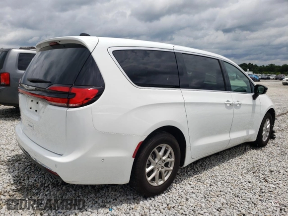2025 Chrysler Pacifica Select z VIN 2C4RC1BG9SR519362, wystawiony jako Copart lot #58717425 z przebiegiem 4 662 mil mil oraz Szkoda całkowita • Salvage title. Historia ofert i sprzedaży dostępna na DreamBid. Obrazek 3.