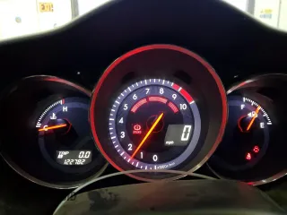 2009 Mazda RX-8 R3 with VIN JM1FE174190402469, listed as a Copart auction lot 87222464 with 122,782 mi miles and Clean Title. Bid and sale history available at carsss.com. Image 9.