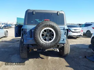 2024 Ford Bronco Badlands z VIN 1FMEE9BP2RLA26774, wystawiony jako IAAI lot #41756285 z przebiegiem 5875 mil mil oraz . Historia ofert i sprzedaży dostępna na DreamBid. Obrazek 17.