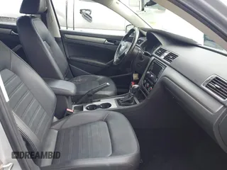 2015 Volkswagen Passat Sport с VIN 1VWBT7A35FC050110, выставлен на аукционе IAAI как лот 41937257 с пробегом 113 396 миль миль и . История ставок и продаж доступна на DreamBid. Изображение 5.