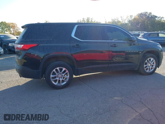 2019 Chevrolet Traverse LS with VIN 1GNERFKWXKJ198719, listed as a IAAI auction lot 40668986 with 99,917 mi miles. Bid and sale history available at carsss.com. Image 13.