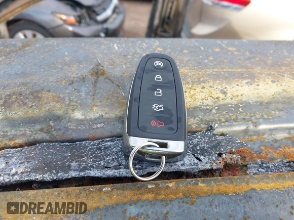 2019 Ford Escape Titanium z VIN 1FMCU9J99KUA72809, wystawiony jako IAAI lot #41588522 z przebiegiem Nie podano mil oraz . Historia ofert i sprzedaży dostępna na DreamBid. Obrazek 11.