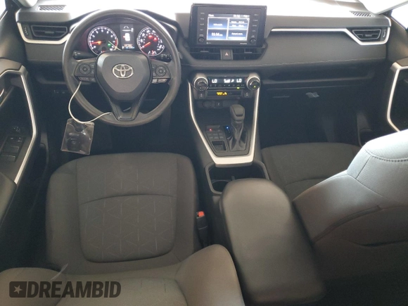 2022 Toyota RAV4 XLE z VIN 2T3P1RFV1NW290805, wystawiony jako Copart lot #62831595 z przebiegiem 61 392 mil mil oraz Szkoda całkowita • Salvage title. Historia ofert i sprzedaży dostępna na DreamBid. Obrazek 8.