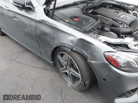2018 Mercedes-Benz E-Class E 300 with VIN WDDZF4JB0JA433719, listed as a IAAI auction lot 41728360 with 46,848 mi miles. Bid and sale history available at carsss.com. Image 12.