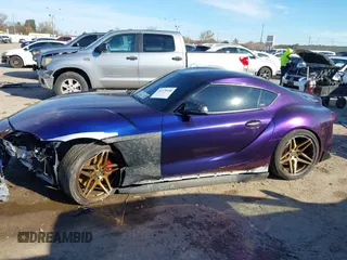 2021 Toyota GR Supra 3.0 with VIN WZ1DB0C03MW040794, listed as a IAAI auction lot 41279108 with 1 mi miles. Bid and sale history available at carsss.com. Image 14.