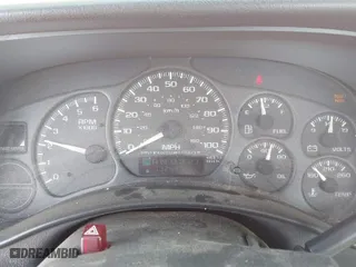 2002 Chevrolet Silverado 1500 with VIN 1GCEC14W52Z226468, listed as a IAAI auction lot 41790682 with 132,447 mi miles. Bid and sale history available at carsss.com. Image 7.