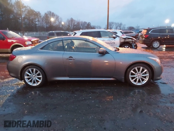2013 Infiniti G37 Convertible with VIN JN1CV6FE8DM772784, listed as a IAAI auction lot 41367692 with 90,808 mi miles. Bid and sale history available at carsss.com. Image 14.