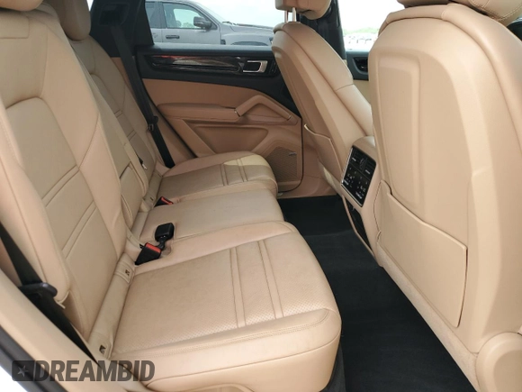 2019 Porsche Cayenne E-Hybrid с VIN WP1AE2AY8KDA51293, выставлен на аукционе Copart как лот 50733894 с пробегом 20 097 миль миль и . История ставок и продаж доступна на DreamBid. Изображение 10.