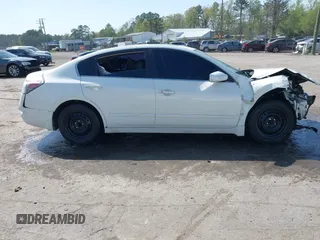 2009 Nissan Altima S with VIN 1N4AL21E09N432496, listed as a IAAI auction lot 42073322 with Not Provided miles and . Bid and sale history available at DreamBid. Image 13.
