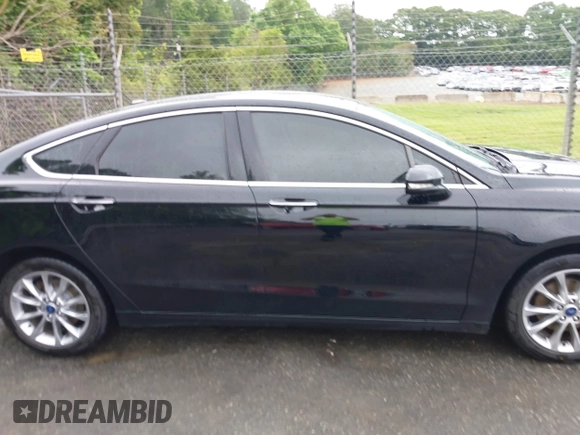 2017 Ford Fusion SE with VIN 3FA6P0HD1HR292109, listed as a IAAI auction lot 42190710 with 107,835 mi miles and . Bid and sale history available at DreamBid. Image 14.