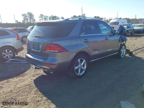 2017 Mercedes-Benz GLE with VIN 4JGDA5HB6HA842330, listed as a IAAI auction lot 40862708 with NaN miles. Bid and sale history available at carsss.com. Image 4.
