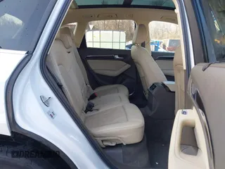 2014 Audi Q5 Prestige z VIN WA1VMAFP6EA080386, wystawiony jako IAAI lot #41422923 z przebiegiem 66 913 mil mil oraz . Historia ofert i sprzedaży dostępna na DreamBid. Obrazek 8.