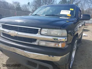2003 Chevrolet Tahoe LT with VIN 1GNEC13Z73J322783, listed as a IAAI auction lot 41773868 with 259,710 mi miles. Bid and sale history available at carsss.com. Image 6.
