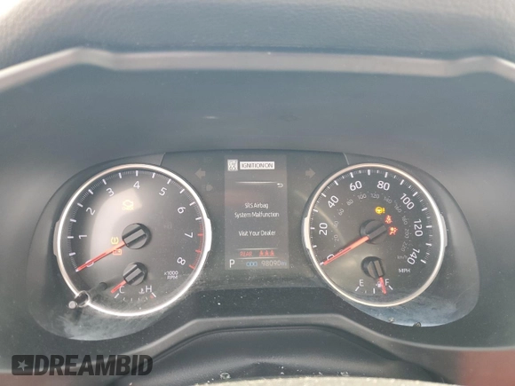 2021 Toyota RAV4 XLE with VIN 2T3W1RFV8MW118944, listed as a Copart auction lot 60824465 with 98,090 mi miles and Salvage title. Bid and sale history available at DreamBid. Image 9.