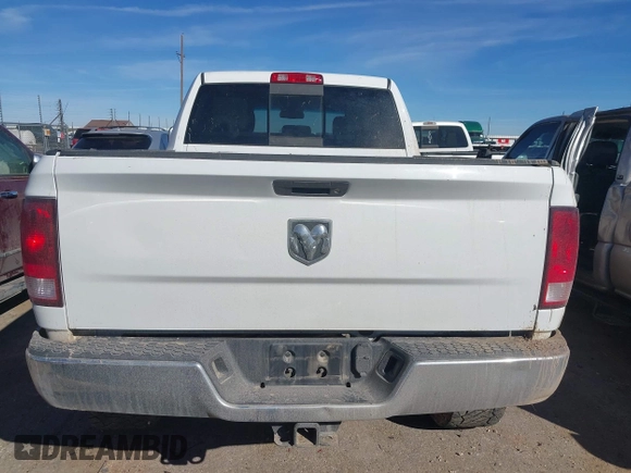 2015 Ram 2500 SLT with VIN 3C6UR5DL1FG623910, listed as a IAAI auction lot 41469020 with 139,877 mi miles. Bid and sale history available at carsss.com. Image 16.
