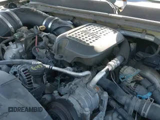 2010 Chevrolet Silverado 2500HD LTZ z VIN 1GC4KYB64AF100614, wystawiony jako IAAI lot #43478666 z przebiegiem 200 984 mil mil oraz . Historia ofert i sprzedaży dostępna na DreamBid. Obrazek 20.