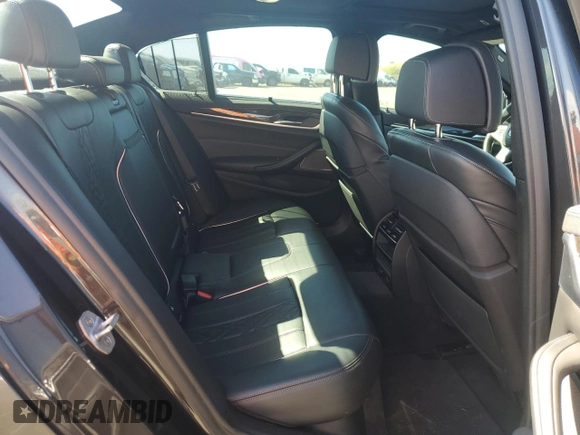 2019 BMW 5 Series M550i xDrive with VIN WBAJB9C57KB289036, listed as a Copart auction lot 86292134 with 28,103 mi miles and Salvage title. Bid and sale history available at DreamBid. Image 10.
