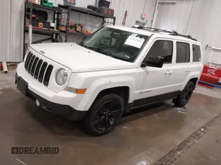 2014 Jeep Patriot Latitude with VIN 1C4NJPFB8ED717749, listed as a IAAI auction lot 41962155 with 147,755 mi miles and . Bid and sale history available at carsss.com. Image 22.