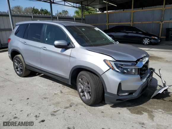2022 Honda Passport EX-L with VIN 5FNYF8H50NB018717, listed as a Copart auction lot 65234043 with 30,005 mi miles. Bid and sale history available at carsss.com. Image 4.