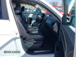 2019 Volkswagen Atlas SEL with VIN 1V2MR2CA2KC597854, listed as a IAAI auction lot 41924853 with 96,847 mi miles and . Bid and sale history available at DreamBid. Image 5.