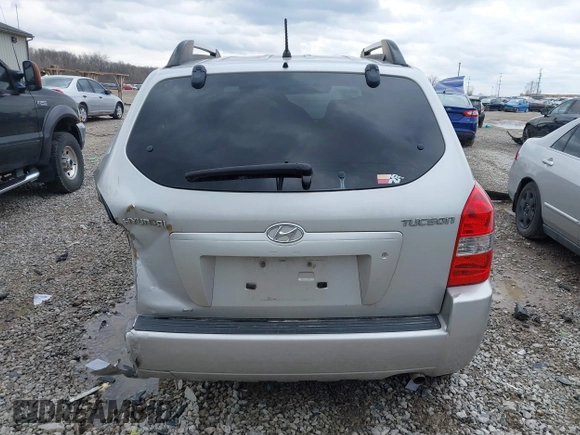 2006 Hyundai Tucson GL with VIN KM8JM12B56U480904, listed as a IAAI auction lot 41844087 with 216,322 mi miles. Bid and sale history available at carsss.com. Image 15.