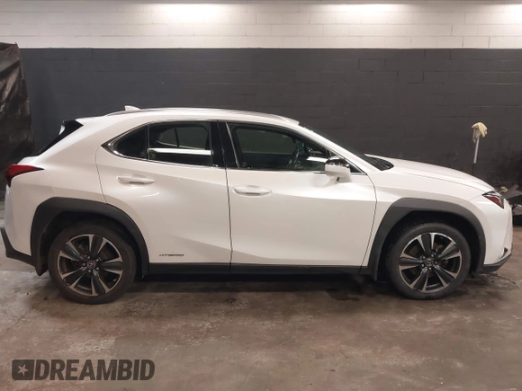 2021 Lexus UX 250h z VIN JTHP9JBH7M2051534, wystawiony jako IAAI lot #41624505 z przebiegiem 29 569 mil mil oraz . Historia ofert i sprzedaży dostępna na DreamBid. Obrazek 13.