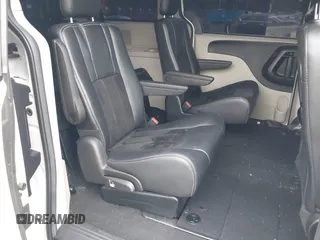 2017 Dodge Grand Caravan SXT with VIN 2C4RDGCG2HR645439, listed as a IAAI auction lot 42141378 with 161,518 mi miles and . Bid and sale history available at DreamBid. Image 8.