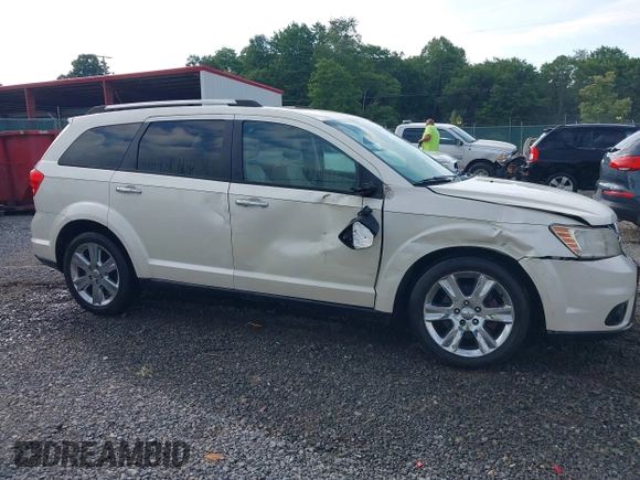 2013 Dodge Journey Crew with VIN 3C4PDDDG9DT685464, listed as a IAAI auction lot 42641982 with 155,901 mi miles and . Bid and sale history available at DreamBid. Image 13.