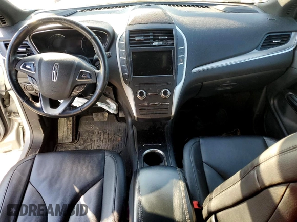 2017 Lincoln MKC Premiere with VIN 5LMCJ1D96HUL28643, listed as a Copart auction lot 84678154 with 140,371 mi miles and Salvage Title. Bid and sale history available at DreamBid. Image 8.