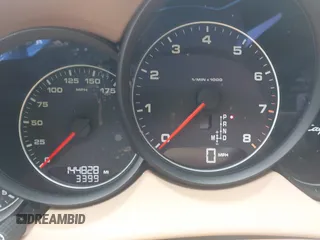2016 Porsche Cayenne with VIN WP1AA2A28GLA06519, listed as a IAAI auction lot 41520326 with 144,828 mi miles. Bid and sale history available at carsss.com. Image 7.