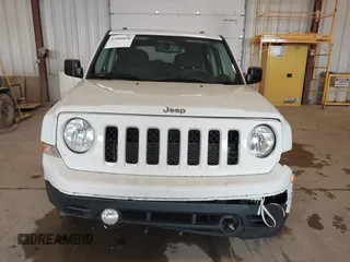 2016 Jeep Patriot High Altitude с VIN 1C4NJRFB4GD658942, выставлен на аукционе IAAI как лот 42306838 с пробегом 111 792 миль миль и . История ставок и продаж доступна на DreamBid. Изображение 13.