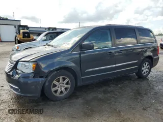 2012 Chrysler Town & Country Touring z VIN 2C4RC1BG7CR353263, wystawiony jako Copart lot #64316454 z przebiegiem 140 132 mil mil oraz Szkoda całkowita • Salvage title. Historia ofert i sprzedaży dostępna na DreamBid. Obrazek 1.