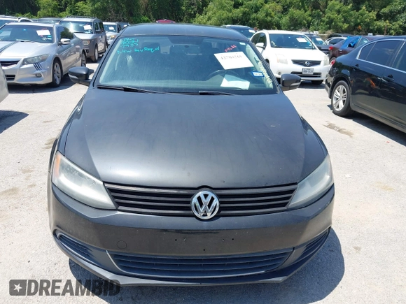 2013 Volkswagen Jetta SE z VIN 3VWDP7AJ4DM394597, wystawiony jako IAAI lot #42704268 z przebiegiem 158 242 mil mil oraz . Historia ofert i sprzedaży dostępna na DreamBid. Obrazek 6.