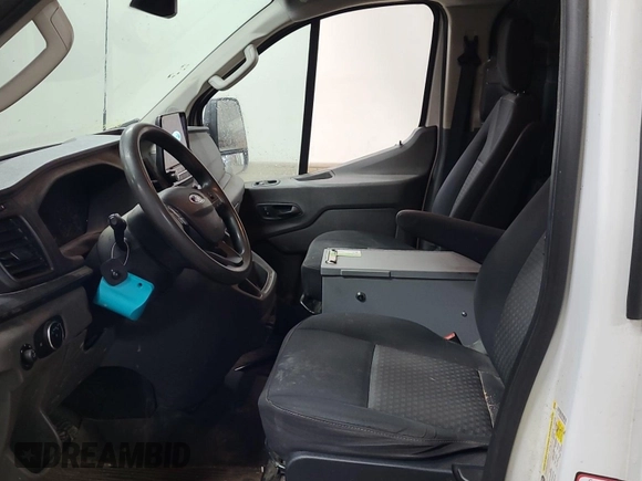 2020 Ford Transit Cargo с VIN 1FTBR2YG2LKA35840, выставлен на аукционе IAAI как лот 42575778 с пробегом 190 131 миль миль и . История ставок и продаж доступна на DreamBid. Изображение 12.