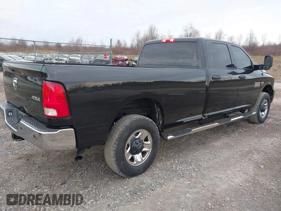 2018 Ram 2500 Tradesman z VIN 3C6UR5HJ9JG189592, wystawiony jako IAAI lot #41919085 z przebiegiem 57 154 mil mil oraz . Historia ofert i sprzedaży dostępna na DreamBid. Obrazek 4.