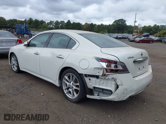 2014 Nissan Maxima S with VIN 1N4AA5AP1EC478918, listed as a IAAI auction lot 40426108 with 101,635 mi miles and . Bid and sale history available at DreamBid. Image 6.