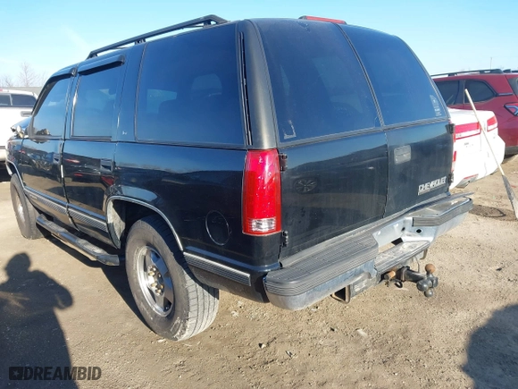 1996 Chevrolet Tahoe with VIN 1GNEK13RXTJ418622, listed as a IAAI auction lot 41879760 with 349,211 mi miles. Bid and sale history available at carsss.com. Image 3.