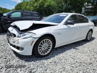 2013 BMW 5 Series 535i xDrive with VIN WBAFU7C51DDU74565, listed as a Copart auction lot 61904415 with 125,777 mi miles and Clean title. Bid and sale history available at DreamBid. Image 1.