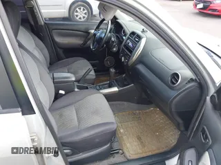 2005 Toyota RAV4 with VIN JTEGD20VX50047632, listed as a IAAI auction lot 41827122 with 214,716 mi miles. Bid and sale history available at carsss.com. Image 5.
