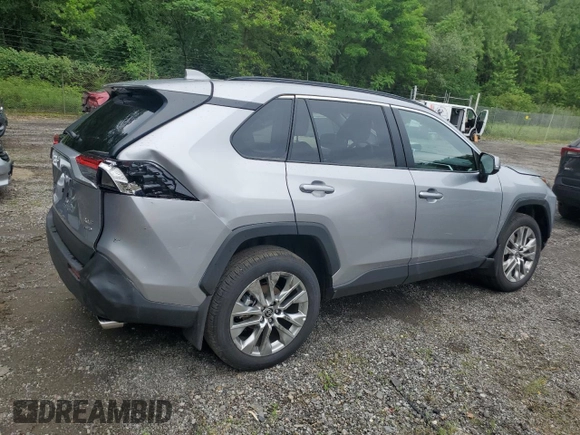 2025 Toyota RAV4 XLE Premium with VIN 2T3A1RFV6SC503413, listed as a Copart auction lot 62786075 with 831 mi miles and Salvage title. Bid and sale history available at DreamBid. Image 3.