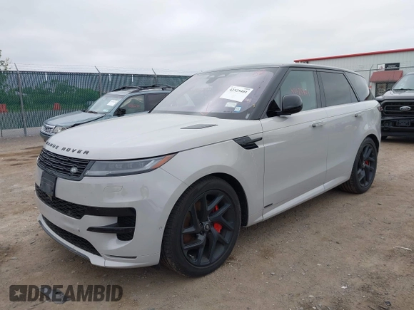 2023 Land Rover Range Rover Sport Autobiography z VIN SAL119E4XPA132200, wystawiony jako IAAI lot #42525401 z przebiegiem 14 435 mil mil oraz . Historia ofert i sprzedaży dostępna na DreamBid. Obrazek 18.