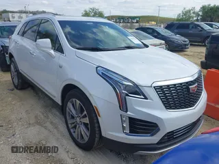 2024 Cadillac XT5 FWD Premium Luxury with VIN 1GYKNCRS6RZ720082, listed as a IAAI auction lot 41635128 with 929 mi miles. Bid and sale history available at carsss.com. Image 1.