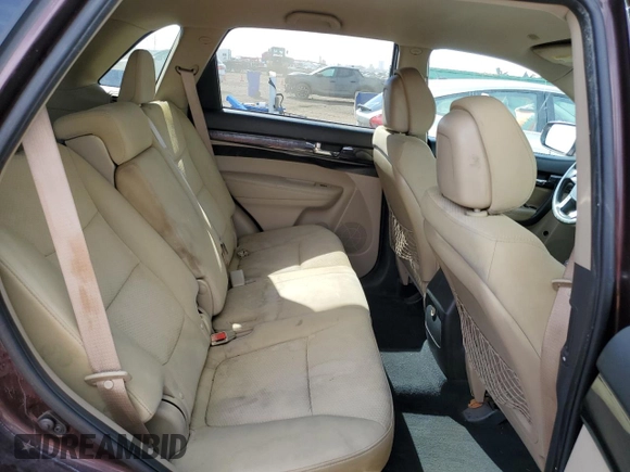 2011 Kia Sorento LX with VIN 5XYKTDA20BG136374, listed as a Copart auction lot 48174315 with 224,228 mi miles and Salvage Title. Bid and sale history available at carsss.com. Image 11.