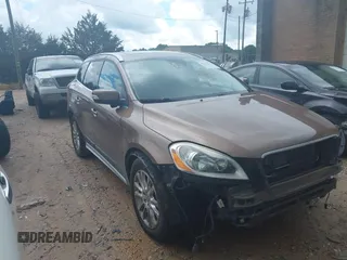 2010 Volvo XC60 3.0T z VIN YV4992DZ1A2020844, wystawiony jako IAAI lot #42221723 z przebiegiem 247 027 mil mil oraz . Historia ofert i sprzedaży dostępna na DreamBid. Obrazek 1.