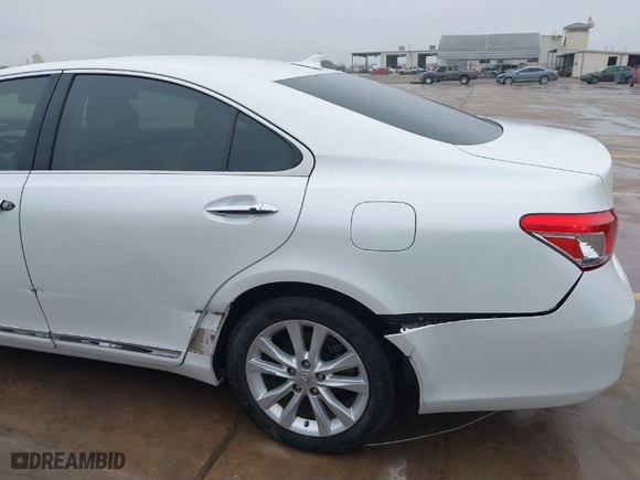 2012 Lexus ES 350 with VIN JTHBK1EG0C2505879, listed as a IAAI auction lot 41473484 with NaN miles. Bid and sale history available at carsss.com. Image 6.