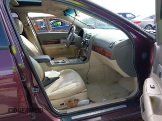 2006 Lincoln LS Sport z VIN 1LNFM87A56Y609201, wystawiony jako IAAI lot #41867927 z przebiegiem 183 878 mil mil oraz . Historia ofert i sprzedaży dostępna na DreamBid. Obrazek 5.